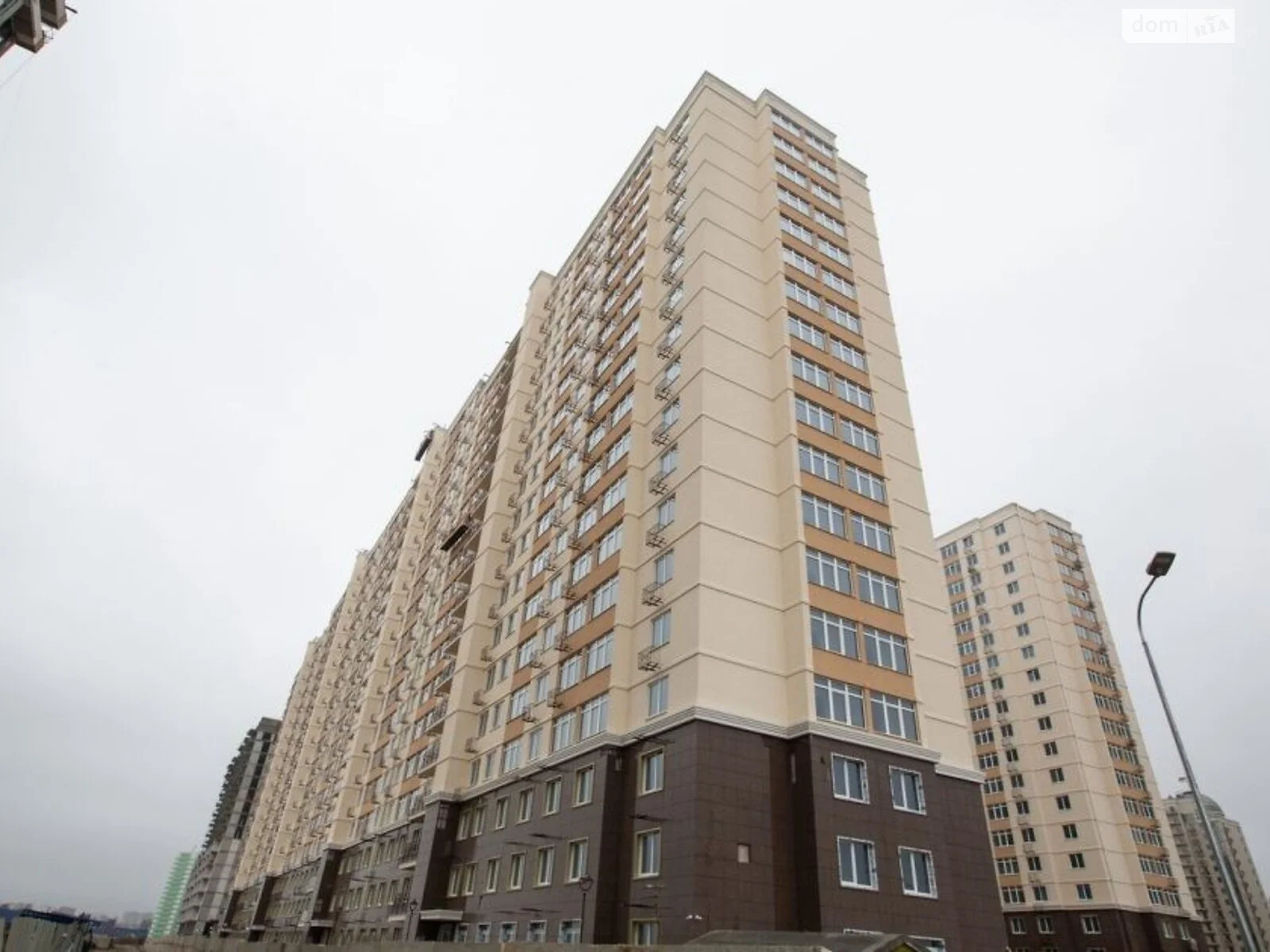 Продается 2-комнатная квартира 65.3 кв. м в Одессе, ул. Жемчужная - фото 1