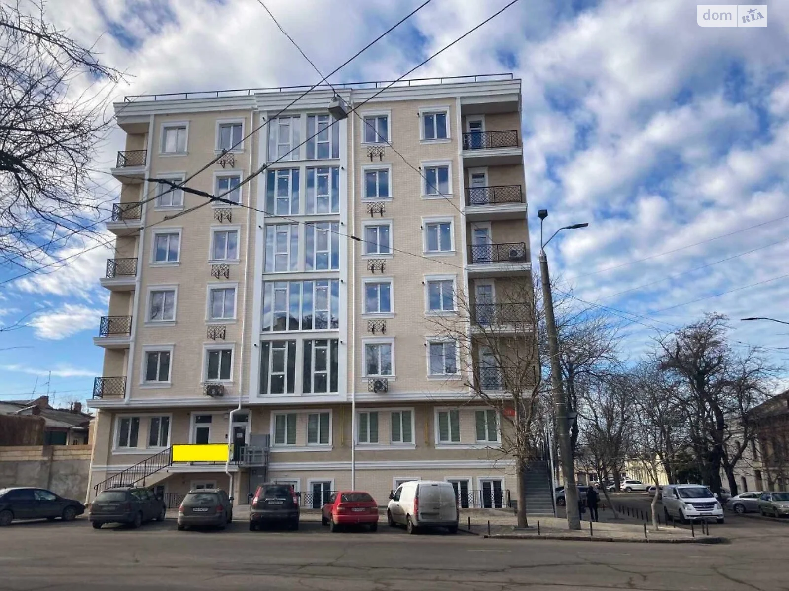 Продается 1-комнатная квартира 37 кв. м в Одессе, ул. Новосельского