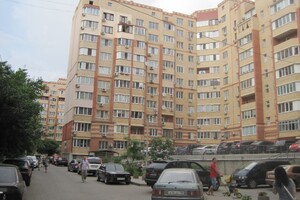 Продается 1-комнатная квартира 50 кв. м в Одессе, Академика Заболотного улица