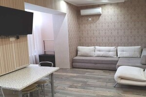 Сдается в аренду 2-комнатная квартира 52 кв. м в Николаеве, цена: 9999 грн