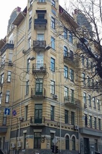 Продается 4-комнатная квартира 165 кв. м в Киеве, Житомирская Большая