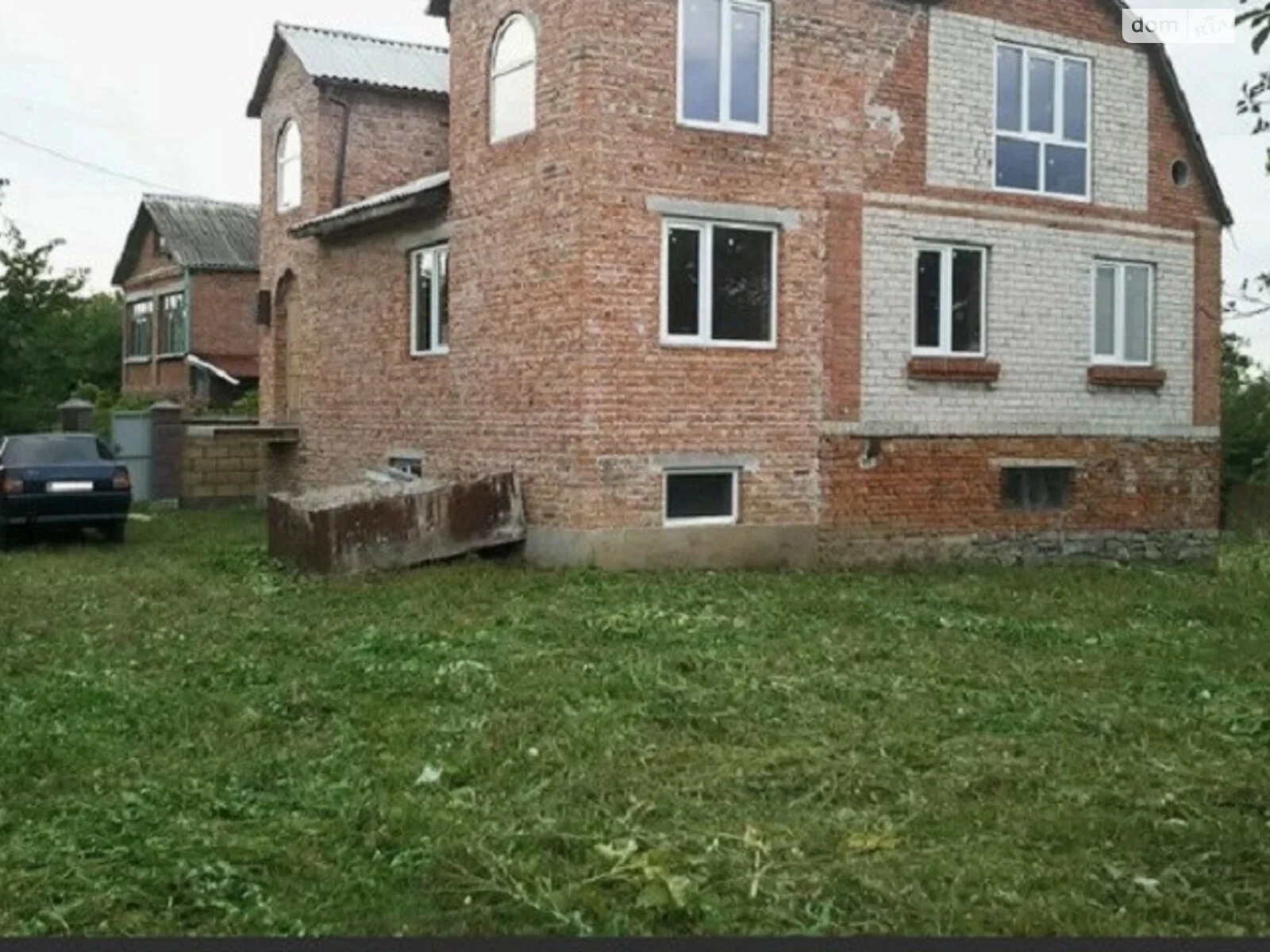 Продается дом на 2 этажа 205 кв. м с мебелью, цена: 26500 $ - фото 1