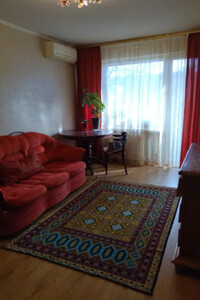 Продается 4-комнатная квартира 61 кв. м в Одессе, Ивана Франко улица