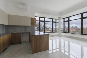 Продается дом на 2 этажа 600 кв. м с беседкой, цена: 1350000 $