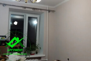 Продається 3-кімнатна квартира 54 кв. м у Херсоні, вул. Дорофєєва
