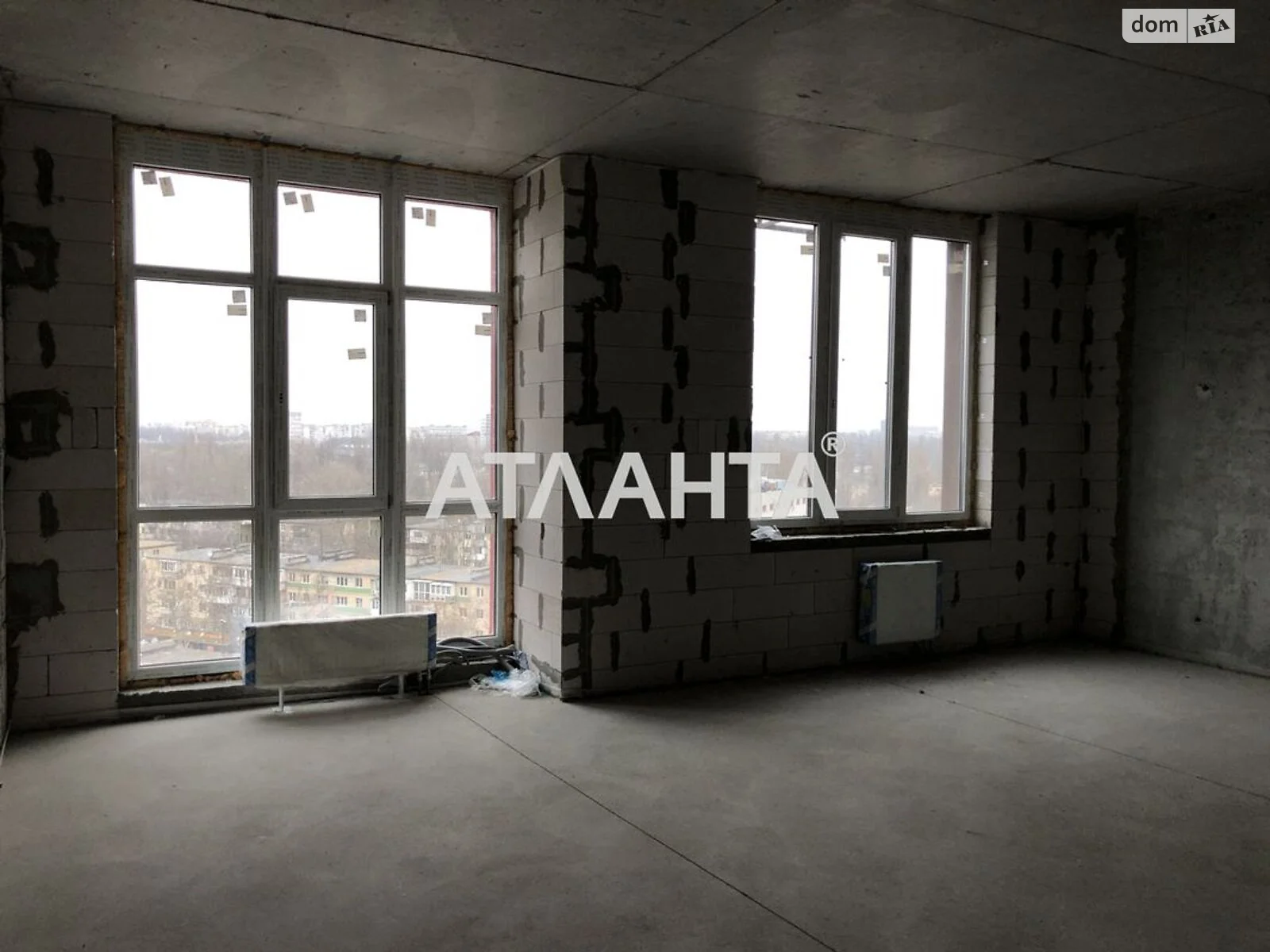Продается 1-комнатная квартира 43 кв. м в Одессе, ул. Академика Филатова