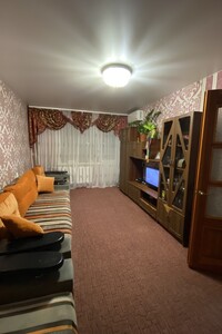 Продается 2-комнатная квартира 52 кв. м в Житомире, Крошенская улица