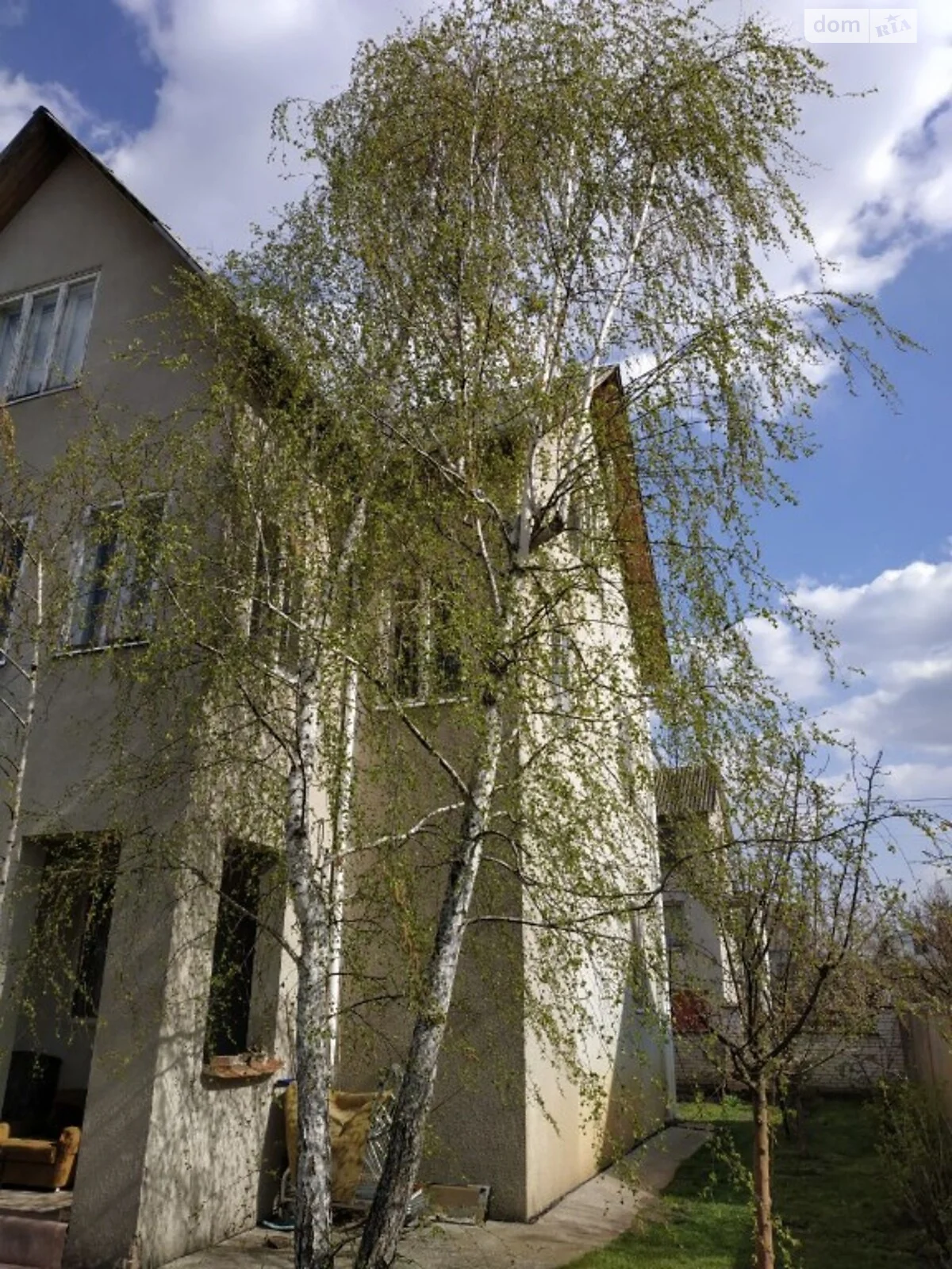 Продается дом на 3 этажа 202 кв. м с мансардой, цена: 105000 $ - фото 1