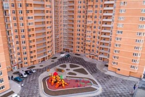 Продается 3-комнатная квартира 97 кв. м в Одессе, Люстдорфская дорога улица