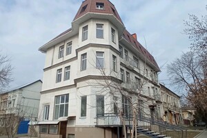 Продается 3-комнатная квартира 105 кв. м в Николаеве, Защука улица