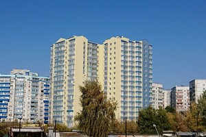 Продается 1-комнатная квартира 56 кв. м в Харькове, Родниковая 1-й переулок
