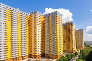 Продажа квартиры, Киев, р‑н. Минский Массив, ст.м. Минская, Кондратюка Юрія вулиця, дом 4