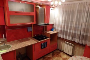 Продається 3-кімнатна квартира 62 кв. м у Миколаєві, вул. Колодязна