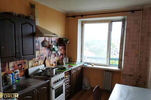 Продается 3-комнатная квартира 69 кв. м в Херсоне, Гагарина.