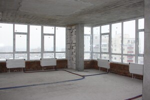 Продается 3-комнатная квартира 67 кв. м в Харькове, Молочна вулиця