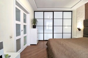 Продажа квартиры, Киев, р‑н. Оболонский, ст.м. Героев Днепра, Юрия Кондратюка улица, дом 3