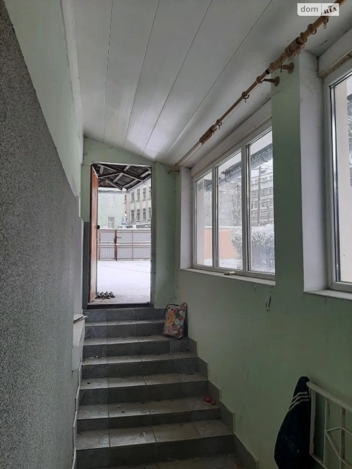 Продается объект сферы услуг 116 кв. м в 4-этажном здании - фото 2