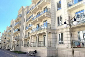 Продается 3-комнатная квартира 105 кв. м в Одессе, дорога Фонтанская