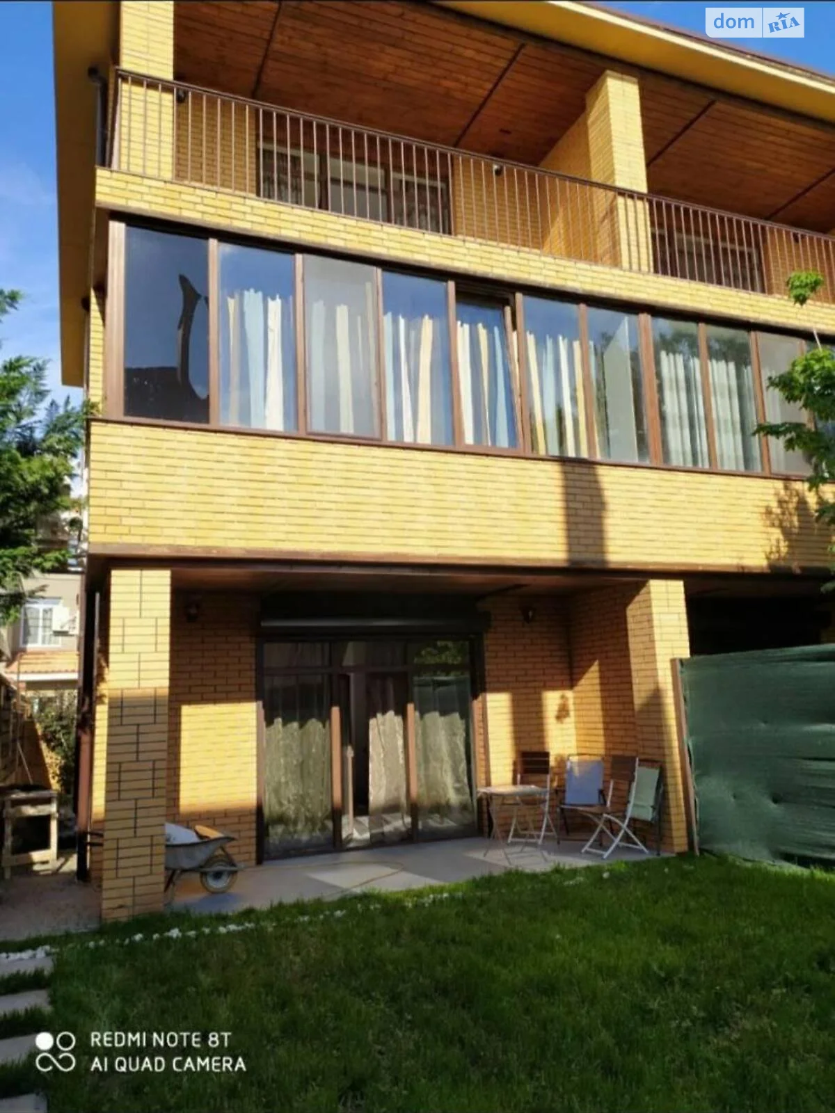 Продается дом на 3 этажа 145 кв. м с балконом - фото 2