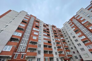Продається 1-кімнатна квартира 46 кв. м у Тернополі, пров. Галицький
