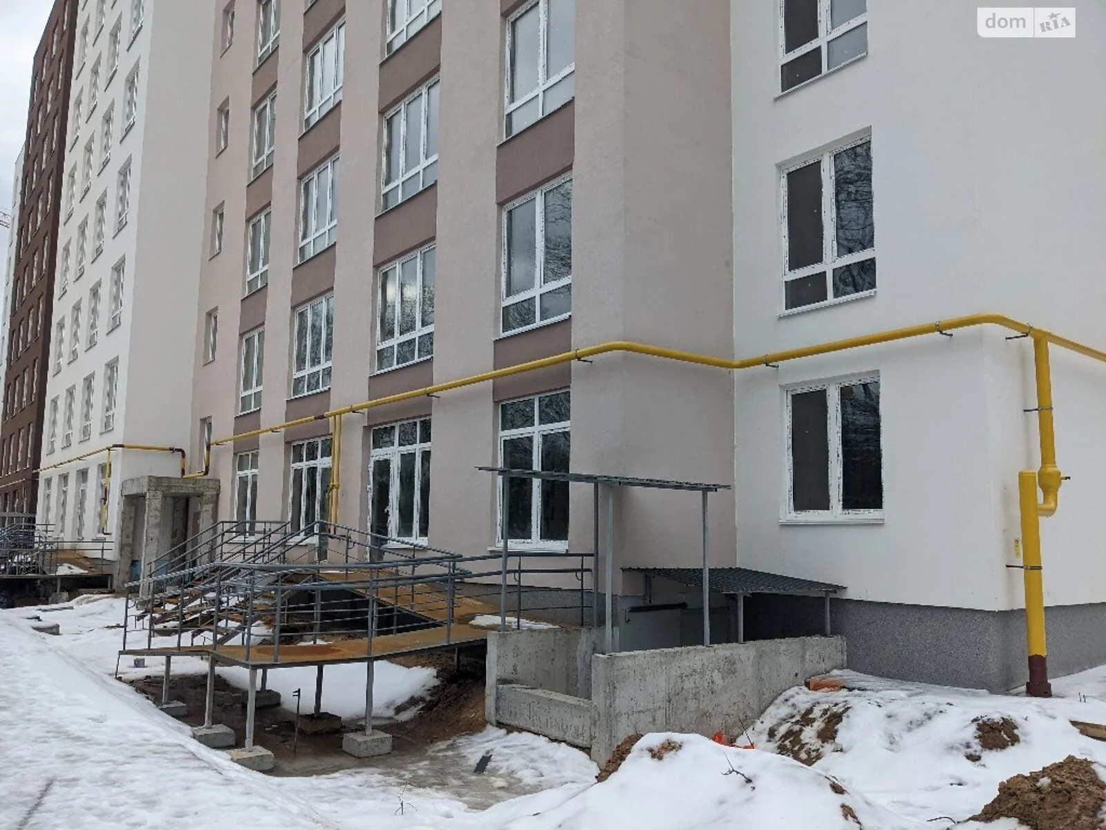 Продается объект сферы услуг 37 кв. м в 9-этажном здании, цена: 25000 $ - фото 1