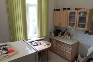 Продается 2-комнатная квартира 60 кв. м в Черновцах, Лєрмонтова