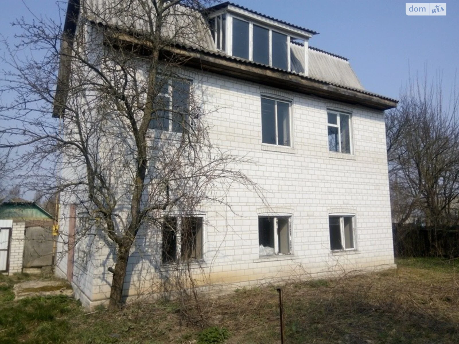 Продается дом на 2 этажа 130 кв. м с мансардой, цена: 13500 $ - фото 1