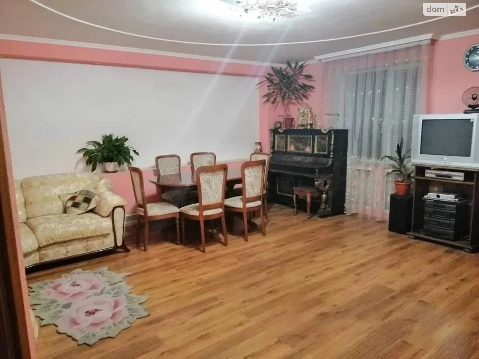 Продается 3-комнатная квартира 87 кв. м в Хмельницком, цена: 62000 $