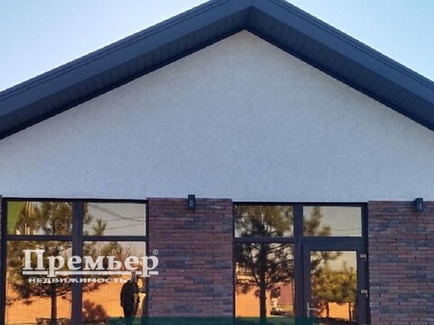 Продається одноповерховий будинок 127 кв. м з верандою, цена: 184000 $