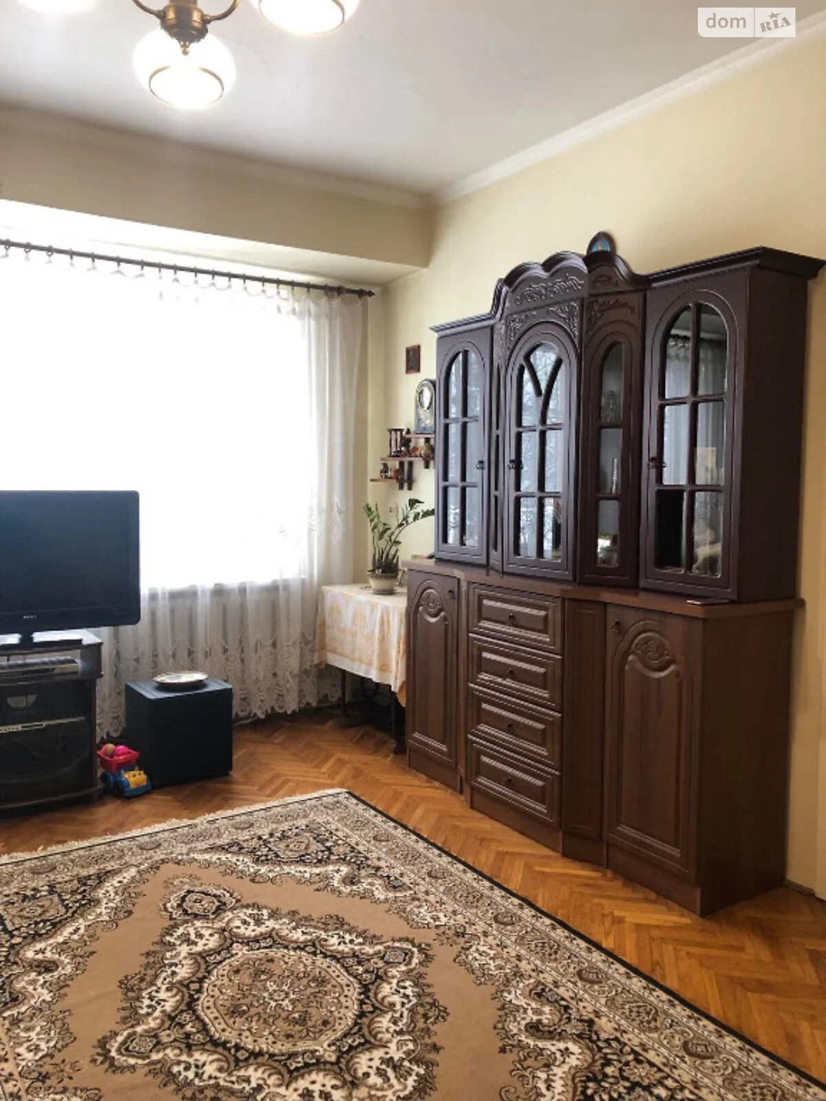 Продается 4-комнатная квартира 120 кв. м в Ужгороде, цена: 135000 $