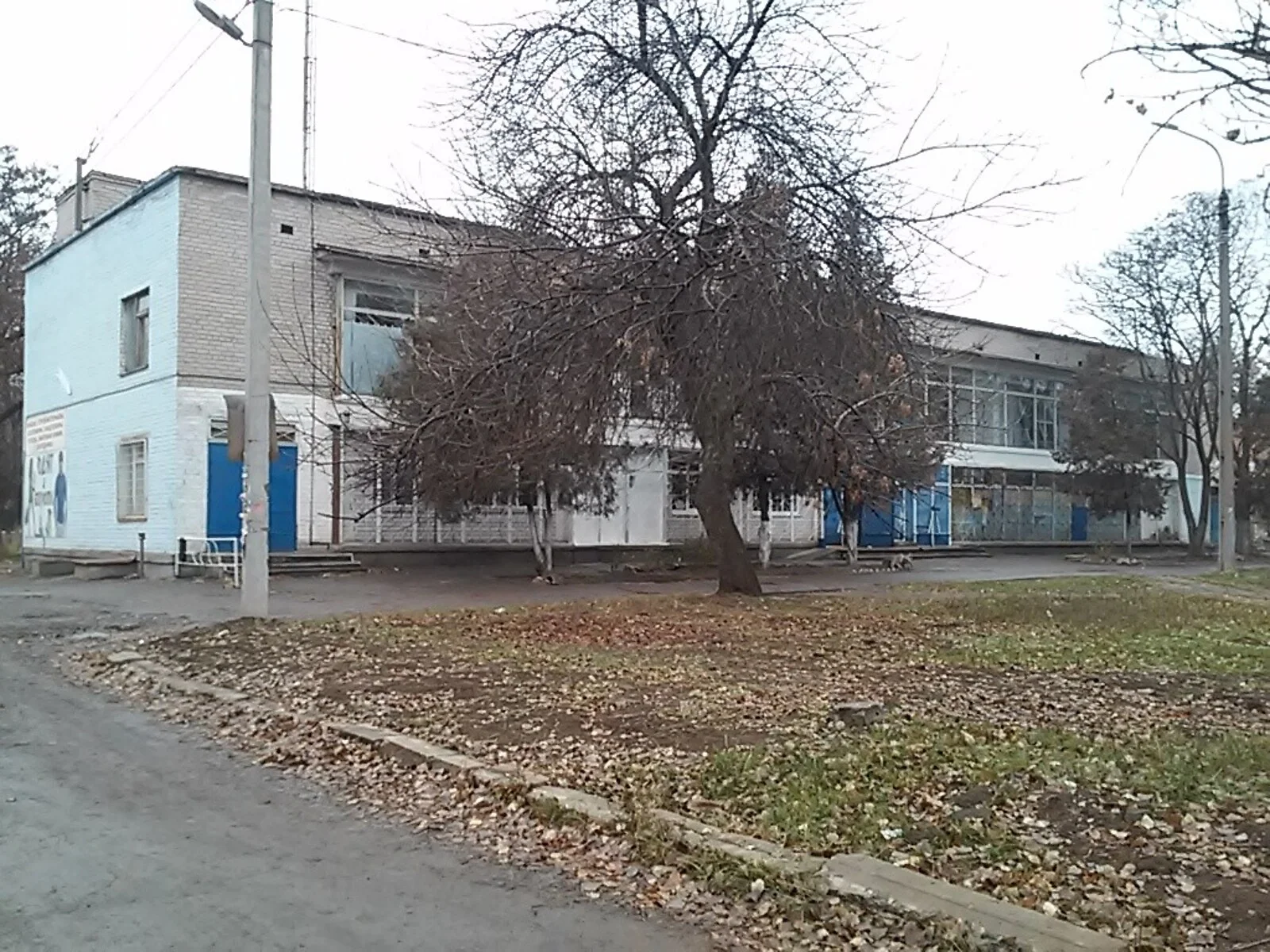 Сдается в аренду помещения свободного назначения 100 кв. м в 2-этажном здании, цена: 1000 грн - фото 1