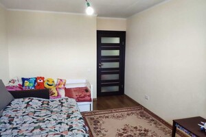 Продается 2-комнатная квартира 3 кв. м в Полтаве, ул. Мазепы Ивана