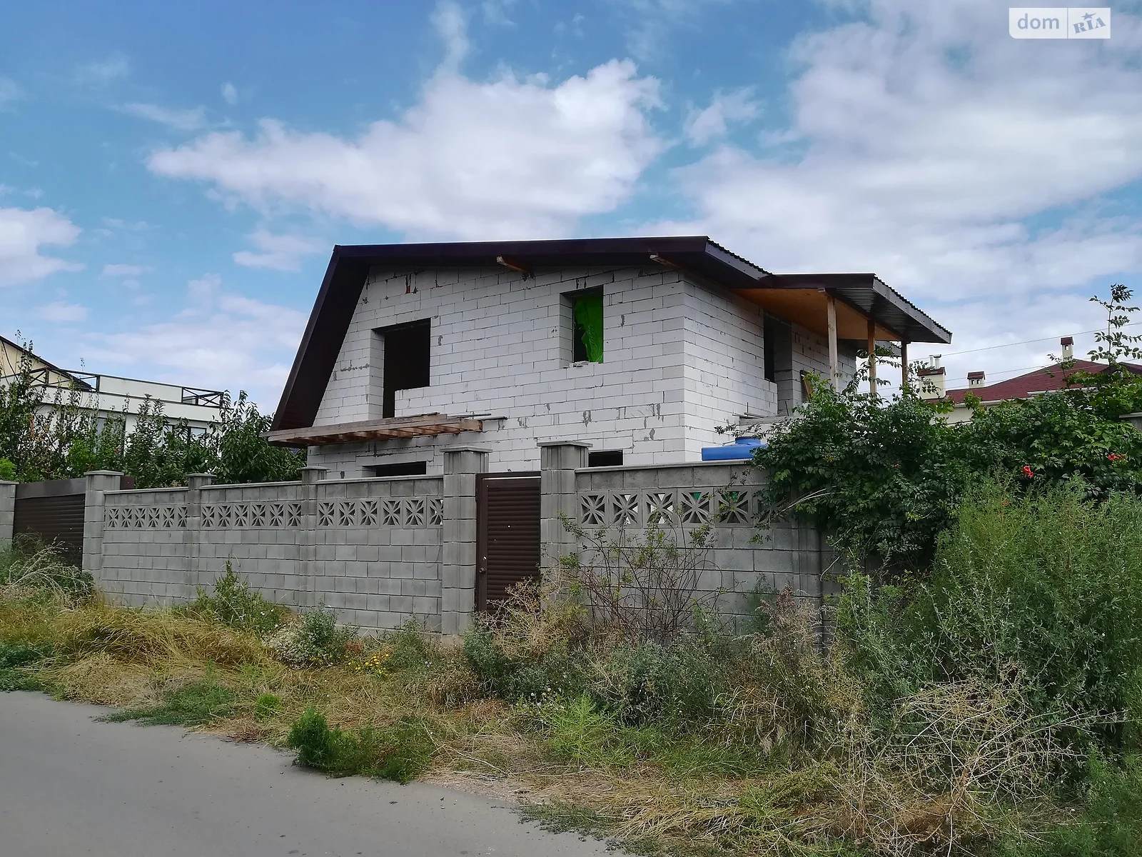 Продается дом на 2 этажа 140 кв. м с беседкой, цена: 65000 $ - фото 1