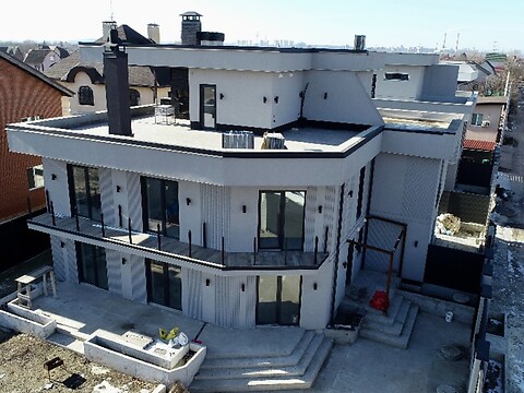 Продается часть дома 160 кв. м с балконом, цена: 250000 $