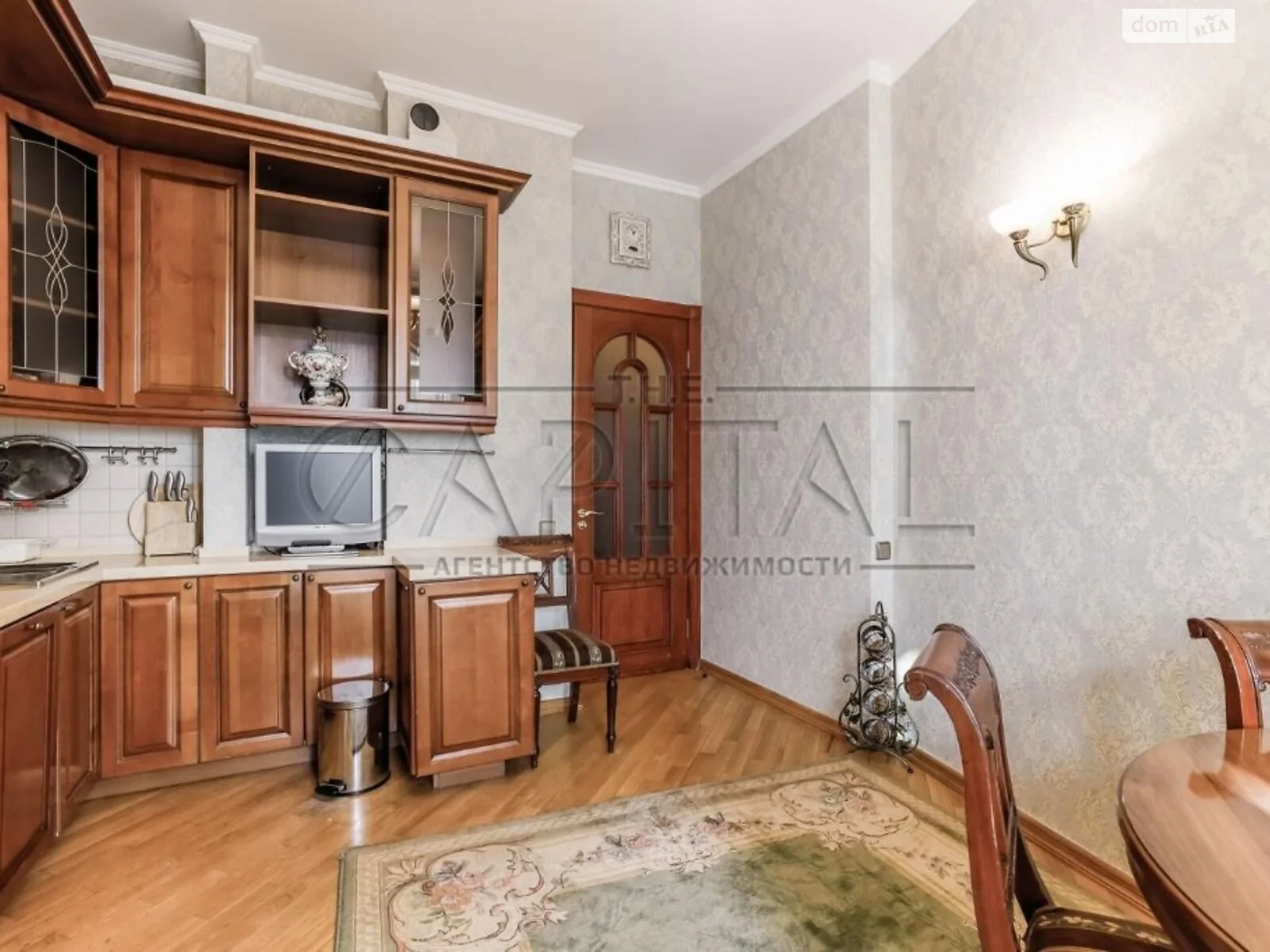 Сдается в аренду 3-комнатная квартира 120 кв. м в Киеве, ул. Леси Украинки