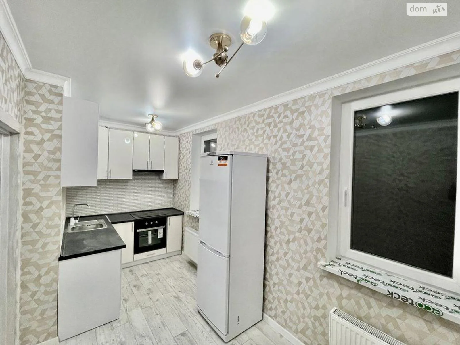 Продается 1-комнатная квартира 40 кв. м в Харькове, цена: 39000 $ - фото 1