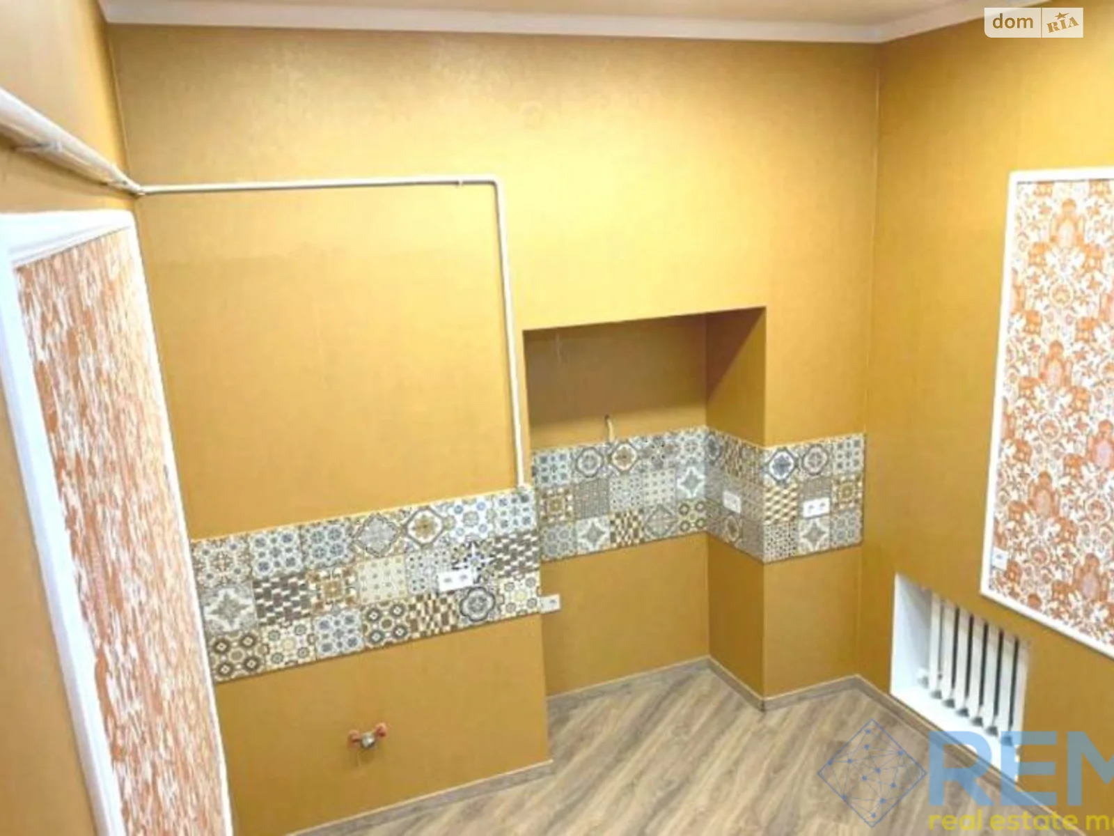 Продается 2-комнатная квартира 75 кв. м в Одессе, ул. Пастера