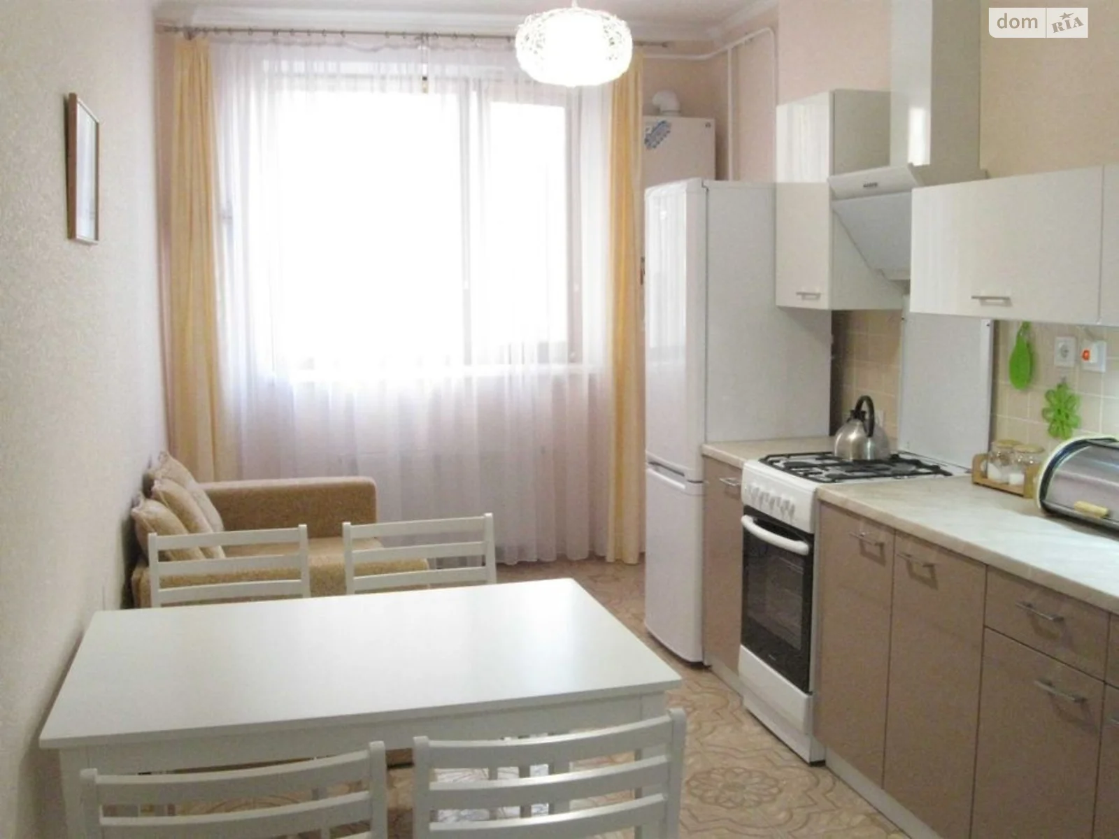 Продається 1-кімнатна квартира 42 кв. м у Одесі, вул. Маршала Говорова
