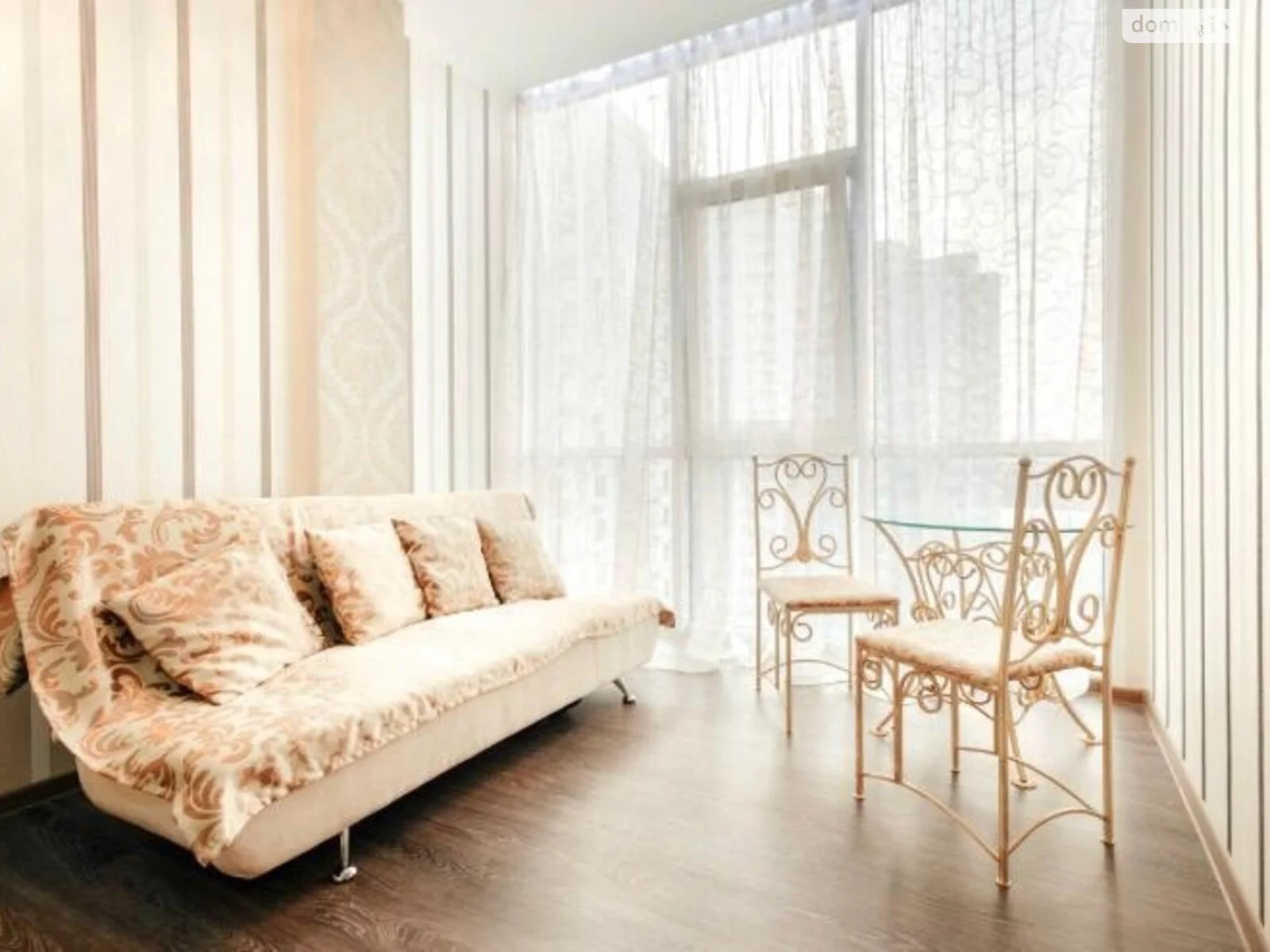 Продается 1-комнатная квартира 41 кв. м в Одессе, плато Гагаринское, 0 - фото 1