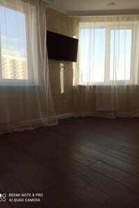 Продается 3-комнатная квартира 82 кв. м в Одессе, Небесной Сотни (Маршала Жукова) проспект