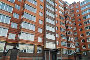 Продается 1-комнатная квартира 66 кв. м в Щербани, Петровского улица