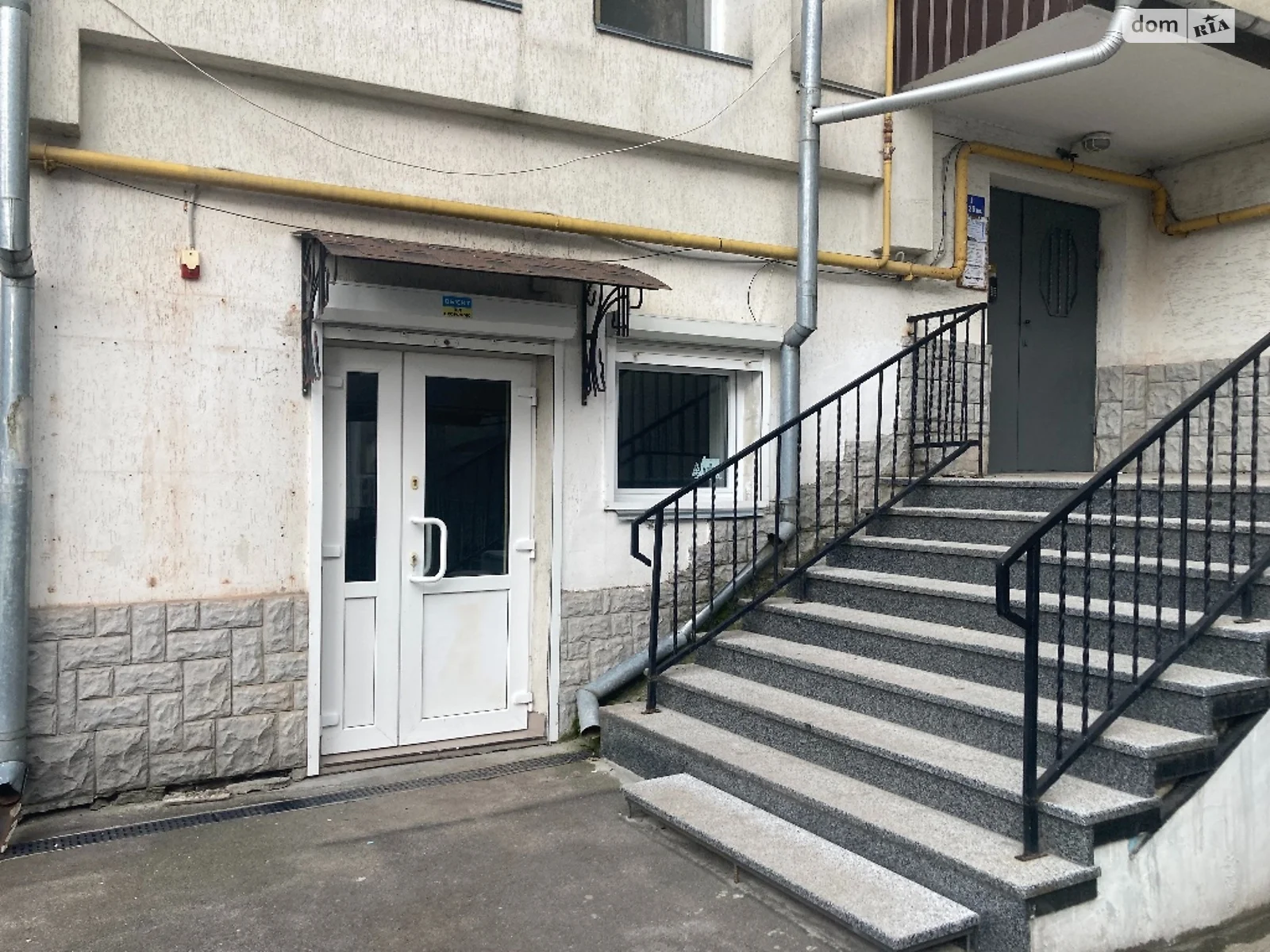 Сдается в аренду помещения свободного назначения 29 кв. м в 6-этажном здании, цена: 4500 грн - фото 1