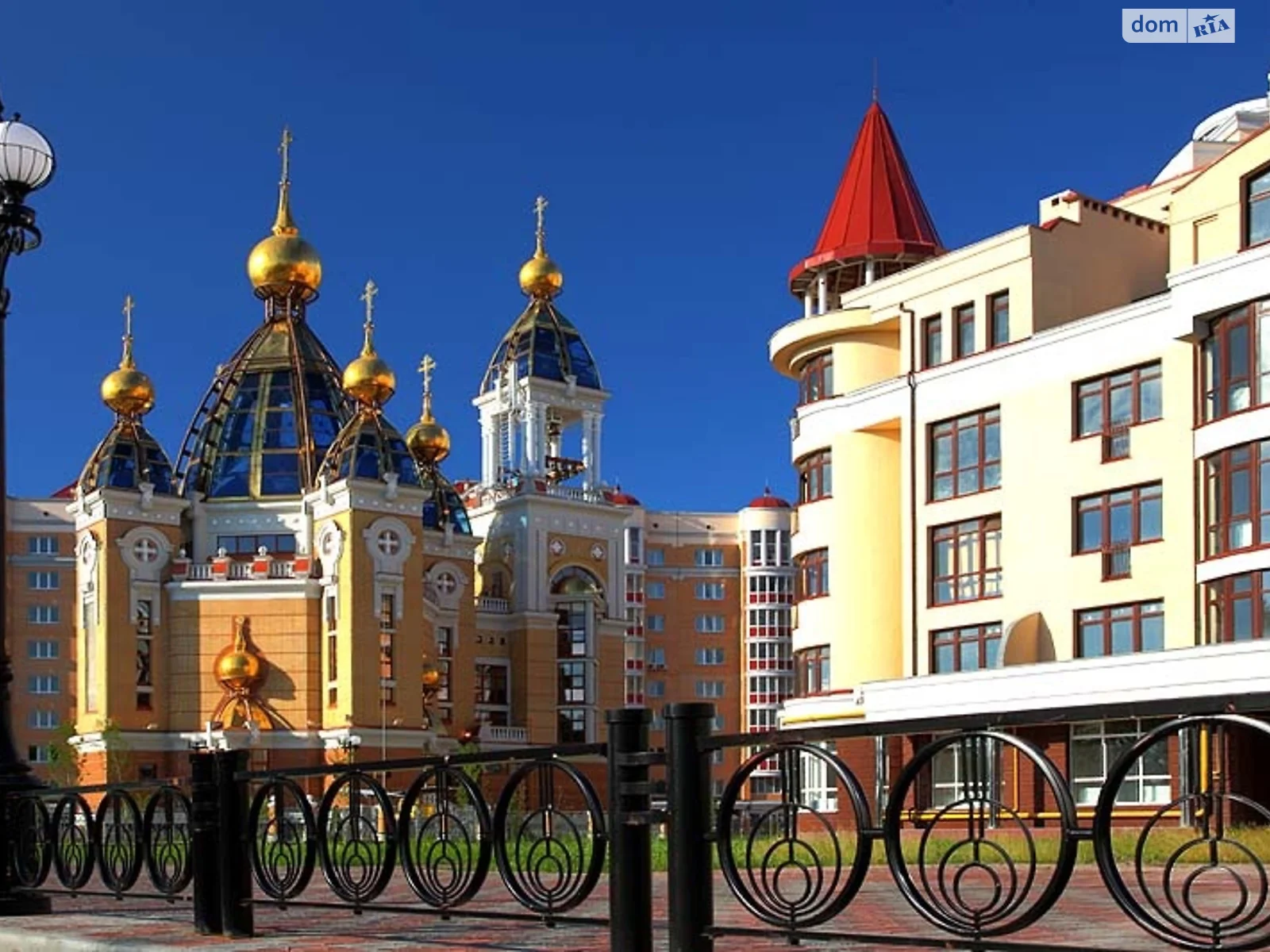 Продається 5-кімнатна квартира 171 кв. м у Києві, просп. Володимира Івасюка, 6 - фото 1