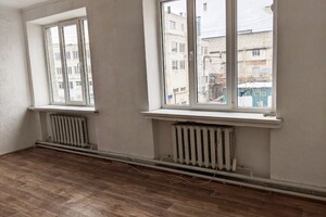 Сдается в аренду офис 22 кв. м в административном здании, цена: 3500 грн