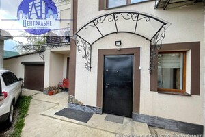 Продажа квартиры, Черновцы, р‑н. Сторожинецкая, Кошевого Олега улица