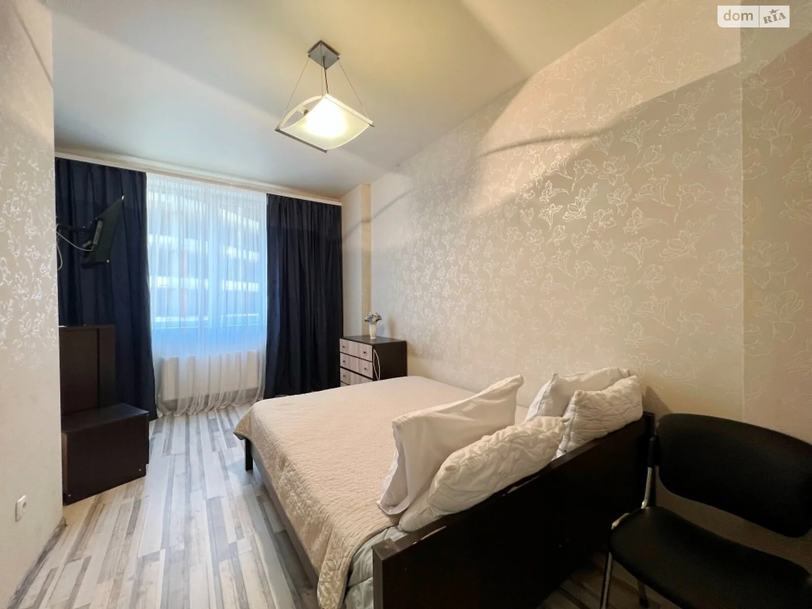 Сдается в аренду 2-комнатная квартира 62 кв. м в Одессе, плато Гагаринское