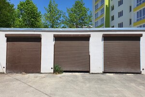 Продается отдельно стоящий гараж под легковое авто на 16 кв. м, цена: 18000 $
