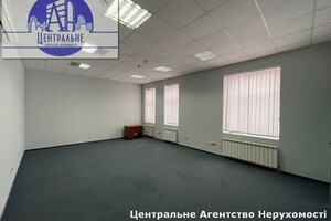 Довгострокова оренда офісного приміщення, Чернівці, р‑н. Центр, 28 Червня вулиця