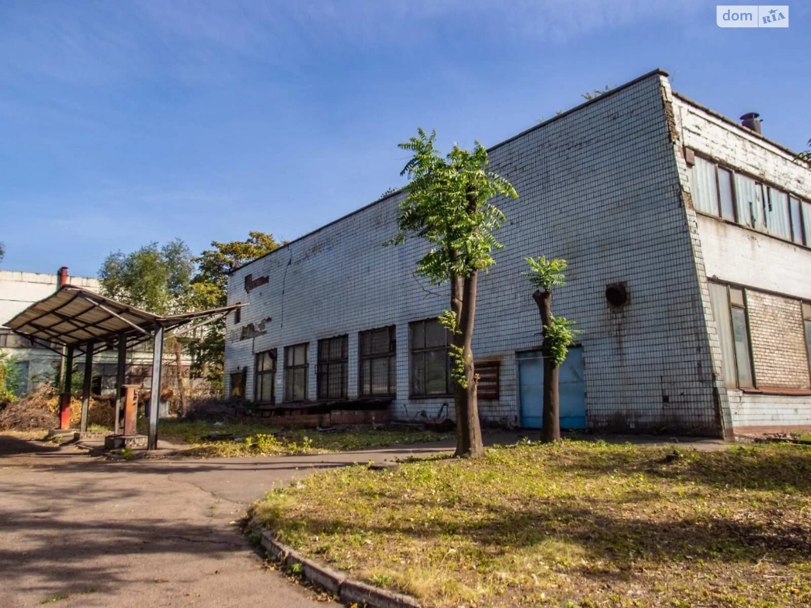 Продается помещения свободного назначения 3648.3 кв. м в 2-этажном здании - фото 2