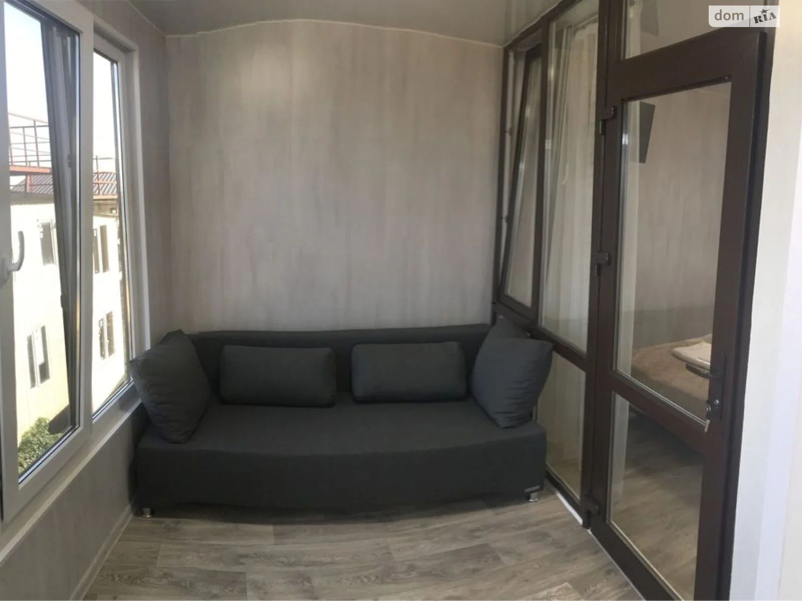 Продается объект сферы услуг 200 кв. м в 3-этажном здании, цена: 155000 $ - фото 1